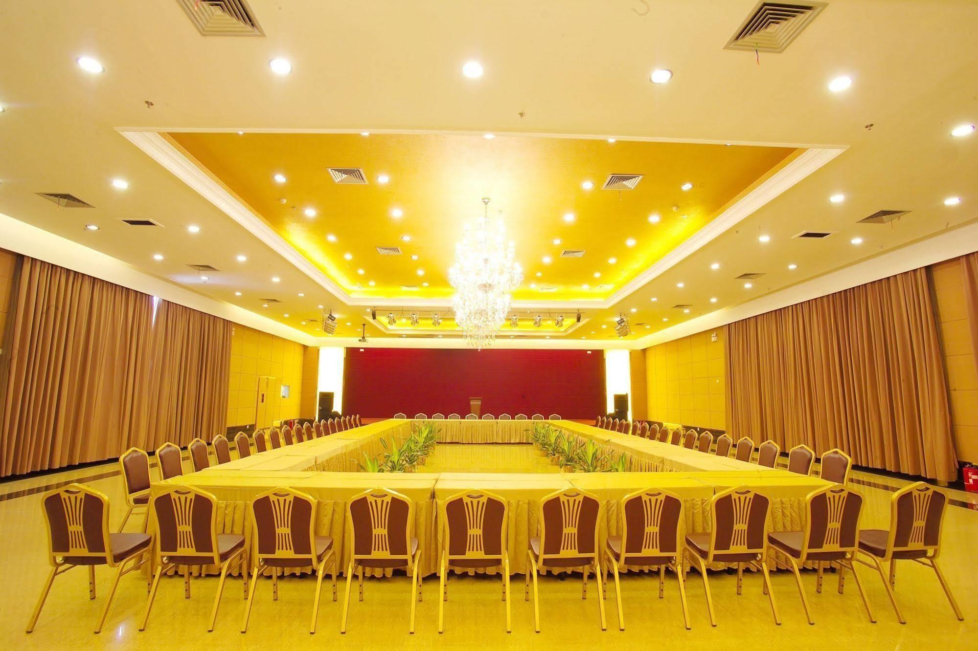 Jinyuan Hotel Wuzhou Exterior foto